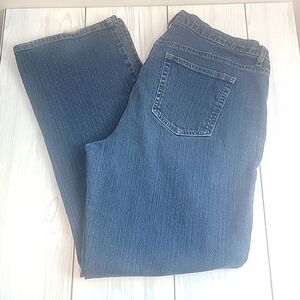 First Issue by Liz Claiborne stretch bootcut blue denim jeans Size 14